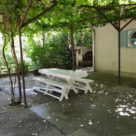 Casa vacanze A Lugas - The Pergola *